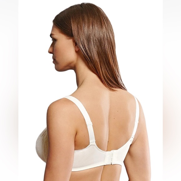 Size 44D Rosa Faia “Fleur” Full Coverage Bra with Underwiring 5653 White LkNw 💕 - Picture 2 of 8